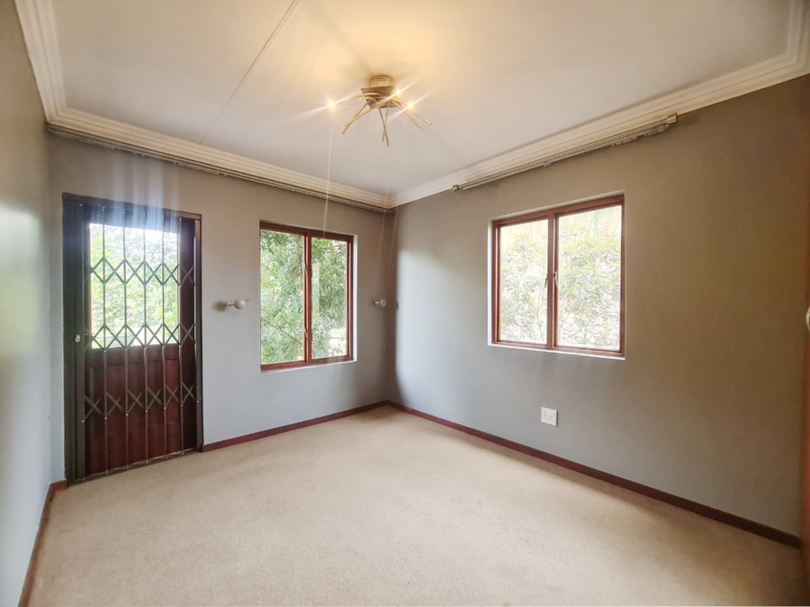 To Let 3 Bedroom Property for Rent in Melodie North West